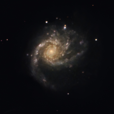 住宅街から撮影した M99