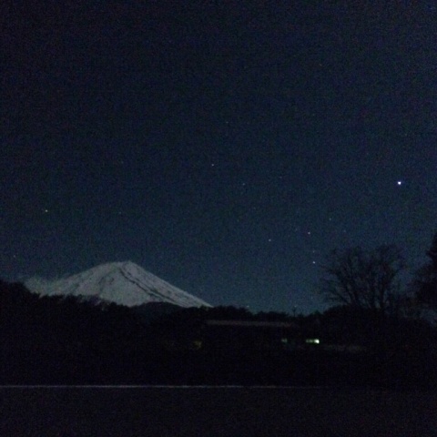 富士山麓に沈む大犬座