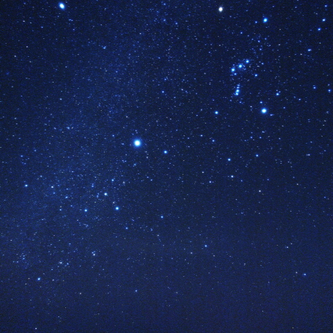 三原山と冬の星座たち