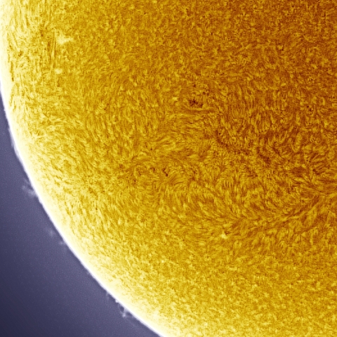 6月5日の太陽 擬似カラー版