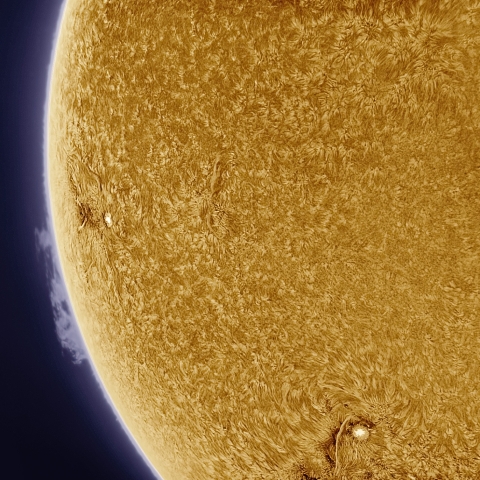 9月4日の太陽 Ha 擬似カラー版