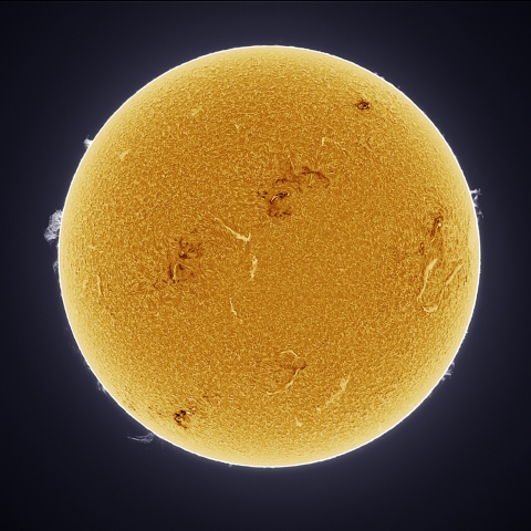 9月11日の太陽 Ha 擬似カラー版