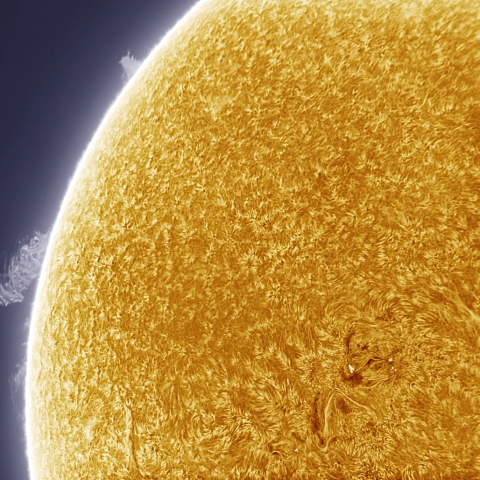 9月11日の太陽 Ha 擬似カラー版