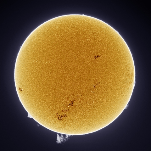 9月24日の太陽 Ha 擬似カラー版