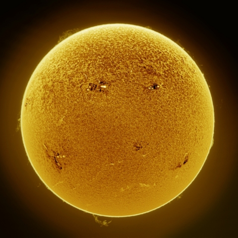 12月31日の太陽 Ha 擬似カラー版