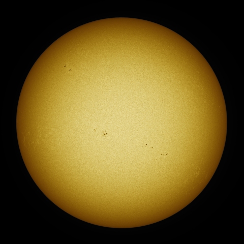 02月05日の太陽 白色光 擬似カラー版
