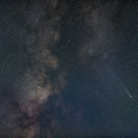 銀河と紫金山・アトラス彗星