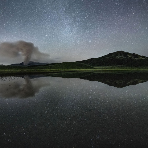 阿蘇草千里静寂の時