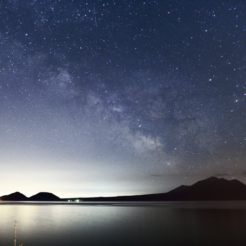 支笏湖と天の川