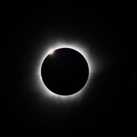 インドネシア・パル　第3接触