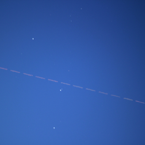 今夕(8/07)の薄明中のHTV4こうのとり