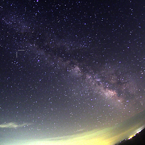 夏の天の川といるか座の新星