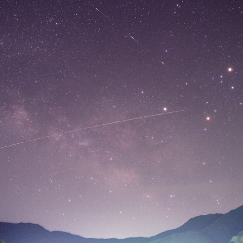 さそり座を行くX線天文衛星「ひとみ」