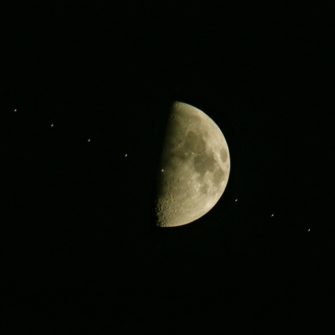 11/27のISSの月面通過