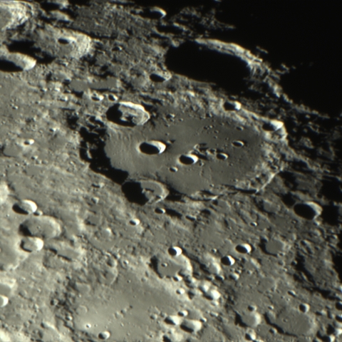 月面　クラヴィウス