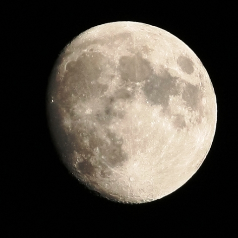 クリスマスの月