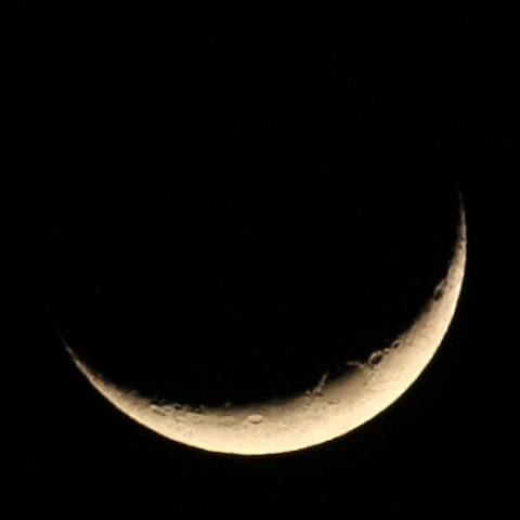 月齢3.6の月