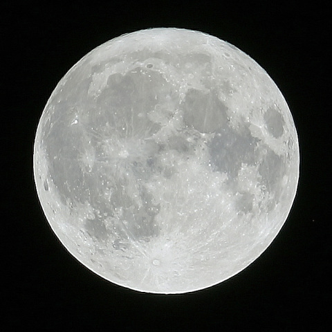 スーパームーン