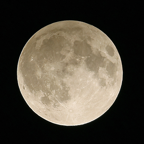 月齢15.2（半影月食）