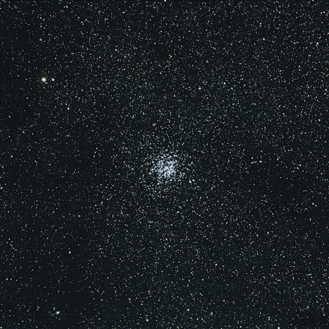 M11 たて座の散開星団