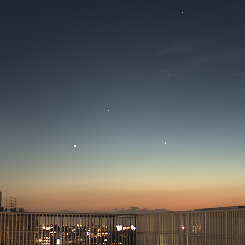 宵の明星たち