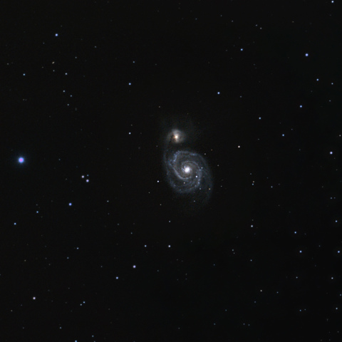 M51 子持ち銀河