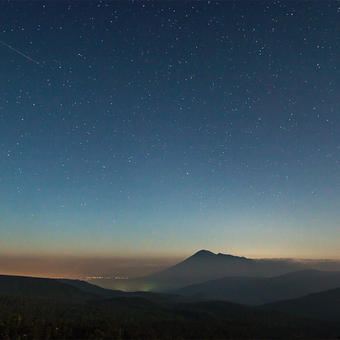 岩手山とペルセウス座流星群