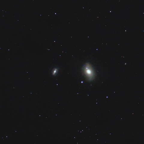 M85とNGC4394
