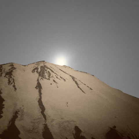 富士山頂に沈む金星
