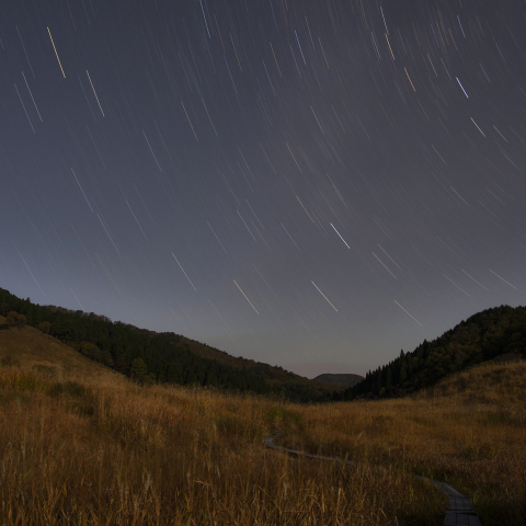 砥峰高原の夜空 ２