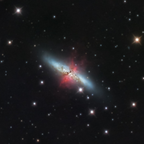 M 82