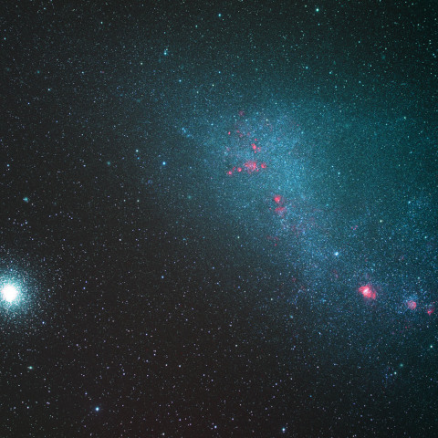 小マゼラン雲の散光星雲ときょしちょう座NGC104