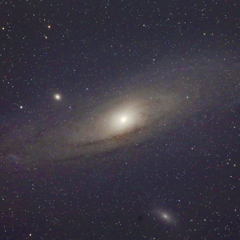 Ｍ３１アンドロメダ銀河とM110・M32