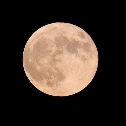 スーパームーン