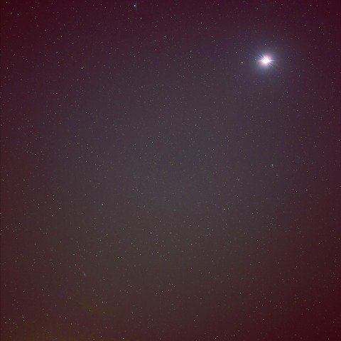 12/9のカタリナ彗星と金星と月(月齢27.1)