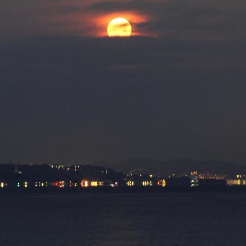 十三日月の入り