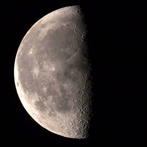 1月26日早朝下弦の月