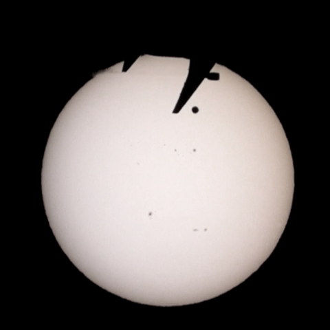 金星飛行機の日面通過