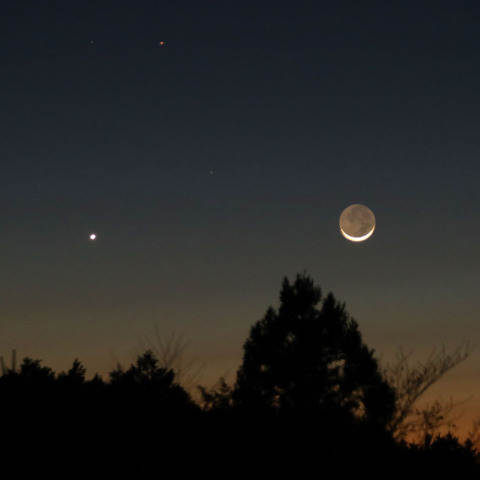 繊月と金星 3/20夕