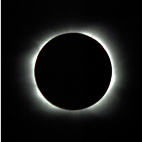 イースター島での内部コロナ