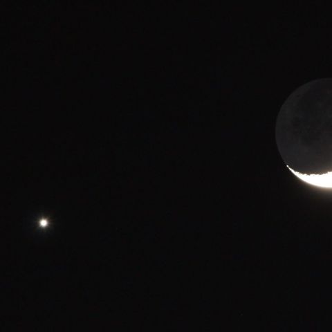 1/2宵 月と金星