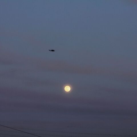 ヘリとスーパームーン 4/7夕