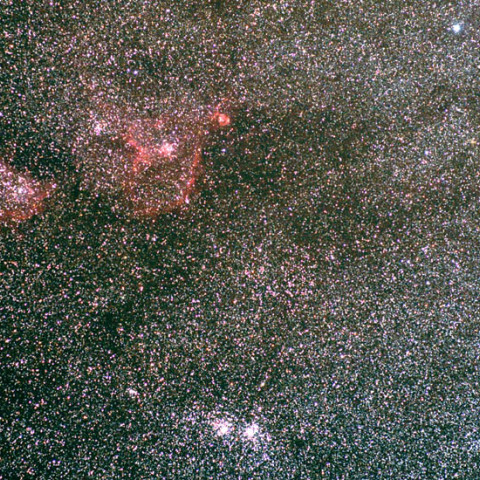 中望遠による二重星団周辺