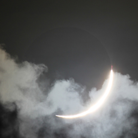 皆既直前に現れた太陽