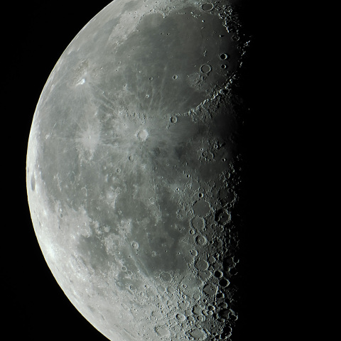 月齢21.6(2025/12/12)