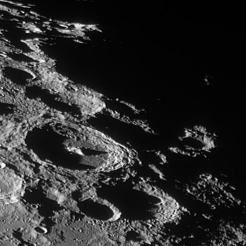 モトレスクレーター