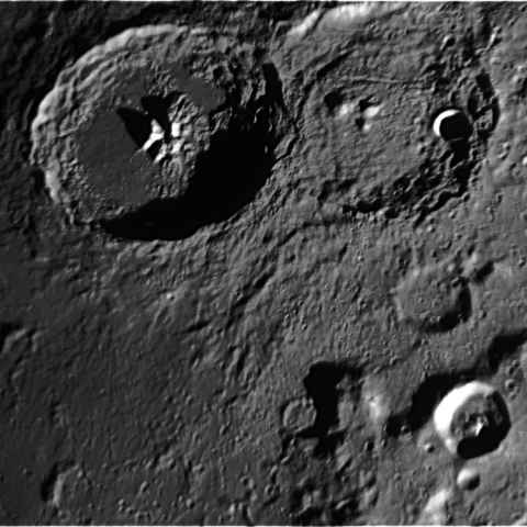 キリルス、ティオフィルスクレーター