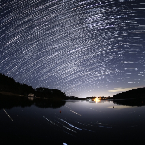 冬の静夜（ふたご座流星流れず）