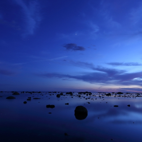 薄明の中の木星