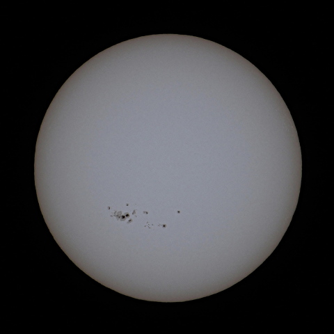 ７／１１(水)の太陽(黒点)